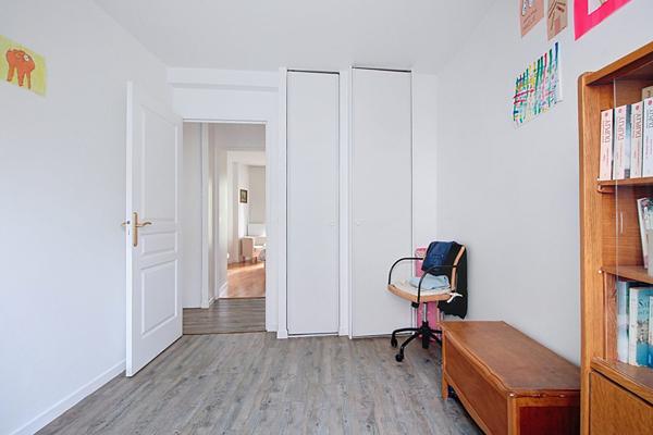 APPARTEMENT RUEIL-MALMAISON CENTRE VILLE 4 PIECES 3 CHAMBRES AVEC ASCENSEUR, BALCON, PARKING ET CAVE