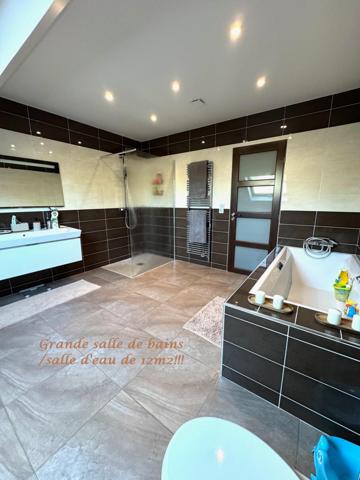 Maison récente de 5 pièces de 115m2 sur + 250m2 de terrain!