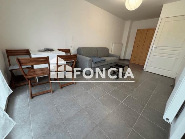 Location Studio meublé 29.47 m² - 2 PLACE KARINE RUBY Evreux 27000