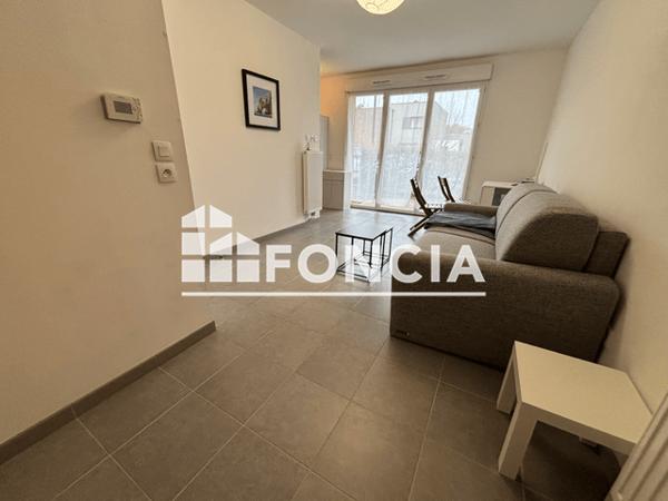 Location Studio meublé 29.47 m² - 2 PLACE KARINE RUBY Evreux 27000
