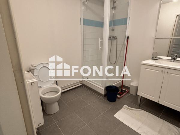 Location Studio meublé 29.47 m² - 2 PLACE KARINE RUBY Evreux 27000