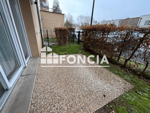 Location Studio meublé 29.47 m² - 2 PLACE KARINE RUBY Evreux 27000
