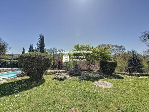 Maison de campagne avec vue dominante + piscine + gîte
