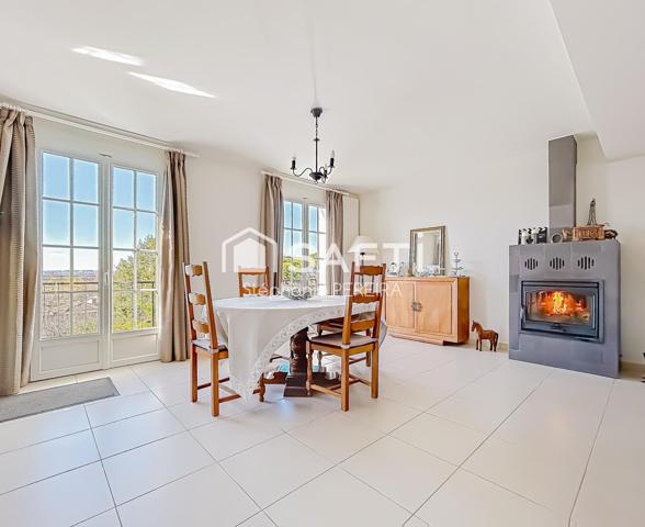 Maison individuelle avec grand séjour traversant