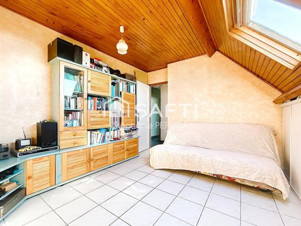 Maison individuelle avec grand séjour traversant