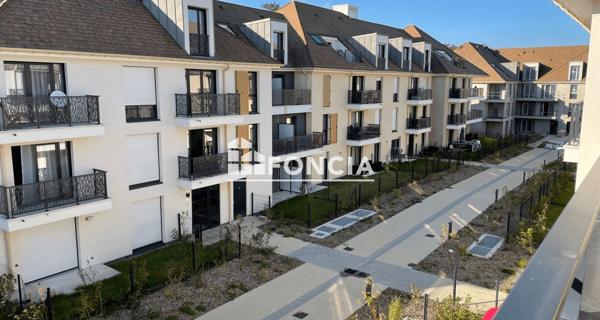 Location Appartement 2 pièces 41.76 m² - Plaisir 78370