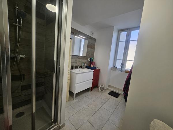 Camaret-sur-Aigues (84850) Camaret Maison T4 avec Jardin