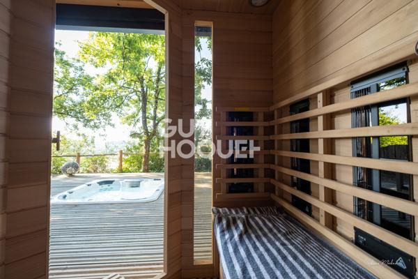 MAISON À VENDRE DE 5 PIÈCES DE 195,00 M²