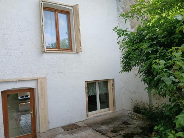 Maison 115 m² à rénover + grange – Fort potentiel