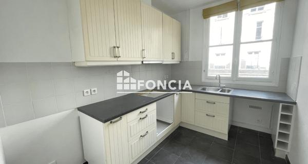 Location Appartement 3 pièces 59.62 m² - Paris 75006