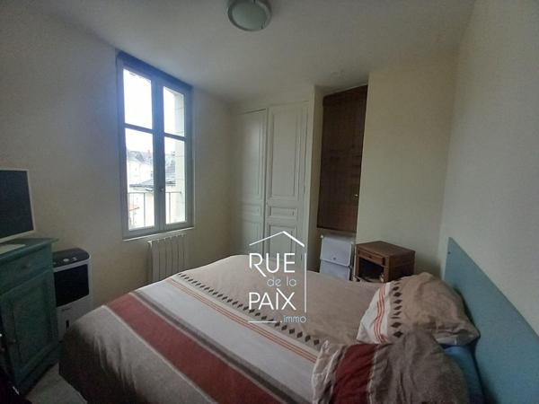 86100 CHATELLERAULT En pleins centre Châtellerault Appartement de 48 m² !