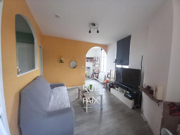 86100 CHATELLERAULT En pleins centre Châtellerault Appartement de 48 m² !