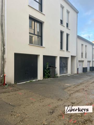 3 garages Muzillac centre