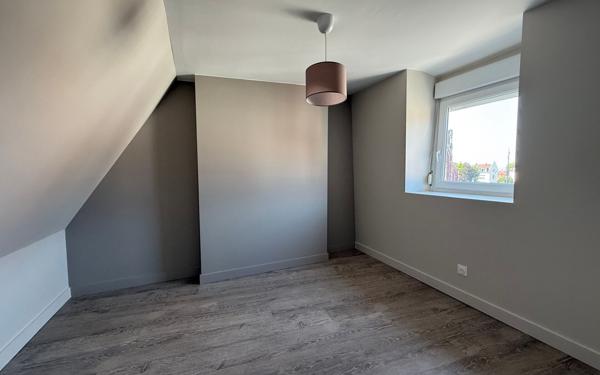 Appartement à louer    4 pièces •  Pérenchies