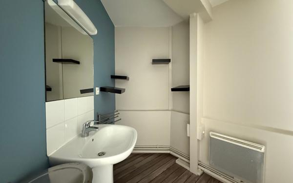 Appartement à louer    4 pièces •  Pérenchies