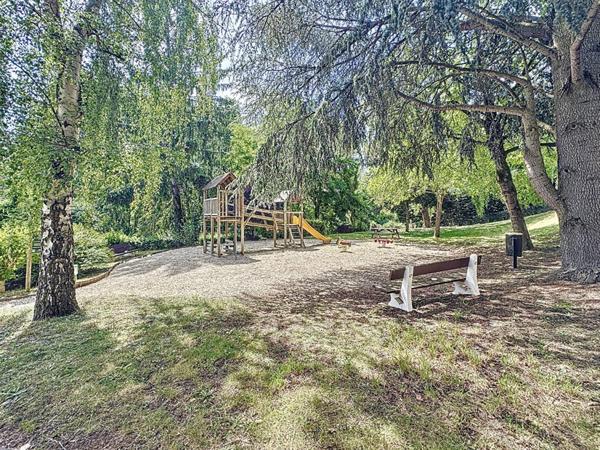 3 PIÈCES AVEC BALCON, CAVE ET PARKING  RÉSIDENCE DU CERF À IGNY