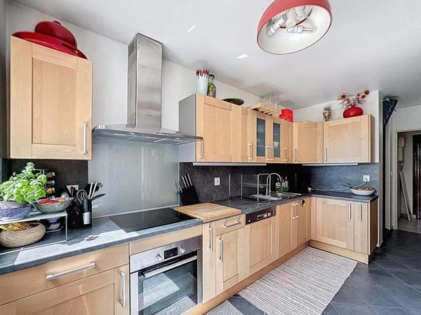 3 PIÈCES AVEC BALCON, CAVE ET PARKING  RÉSIDENCE DU CERF À IGNY