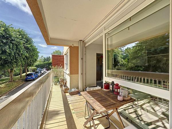 3 PIÈCES AVEC BALCON, CAVE ET PARKING  RÉSIDENCE DU CERF À IGNY
