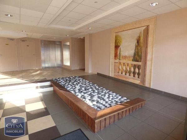 Appartement à louer 2 pièces 39.8m²