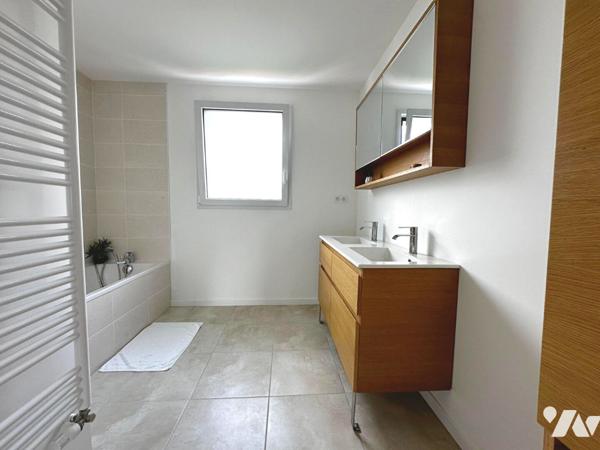 MAISON 5 CHAMBRES A BETTON !