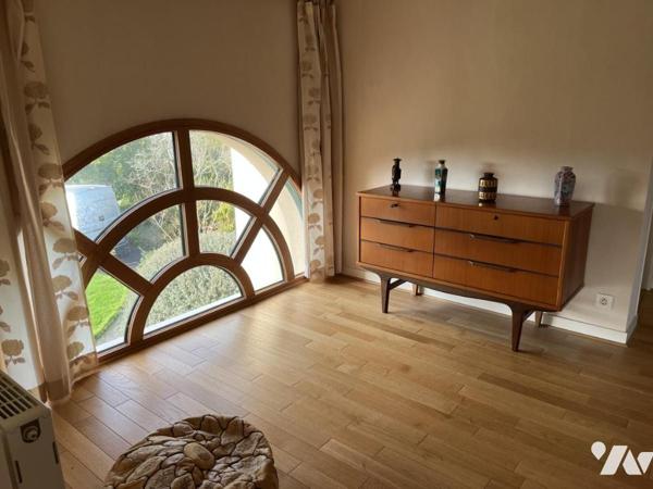 LA CHAPELLE S/ ERDRE. Maison d'architecte de 223 m² hab. sur 2437 m² de terrain. Grand Standing.