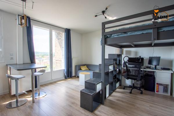 Appartement
                                                                                                                                                                                                                                                                                                                        1 pièce(s)                                                                                                                                                                                                                                                                                                                              27.8  m²