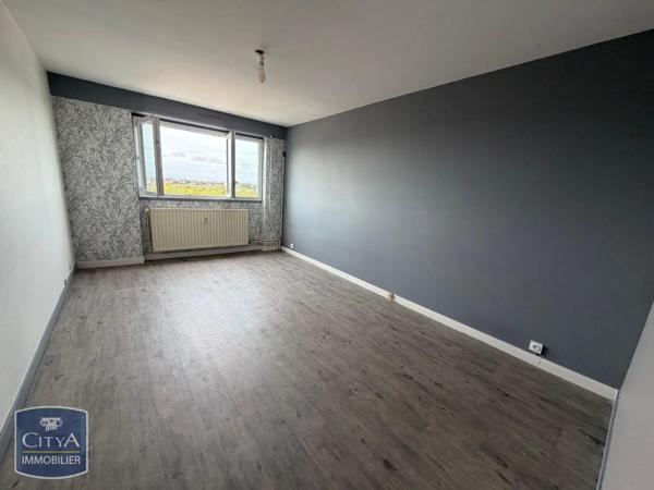Appartement à louer 2 pièces 49.47m² Châteauroux (36000)