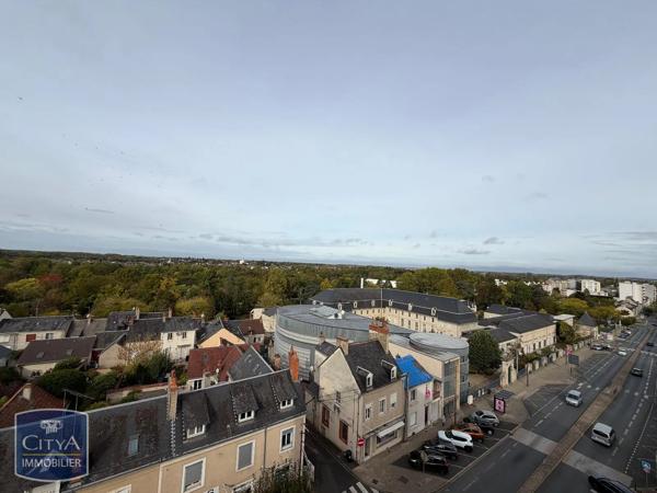 Appartement à louer 2 pièces 49.47m² Châteauroux (36000)