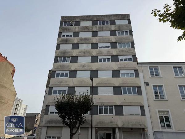 Appartement à louer 2 pièces 49.47m² Châteauroux (36000)