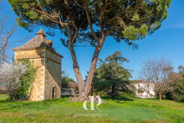 Fleurance (32500) Maison de Ville avec Grand Jardin