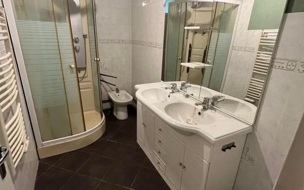 Maison à vendre    5 pièces • 153 m2 Izon