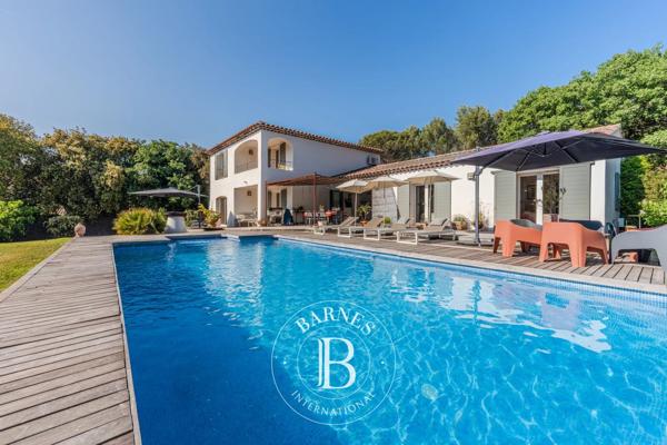 Aix-en-Provence, Propriété 6 Chambres -  235 m² à vendre