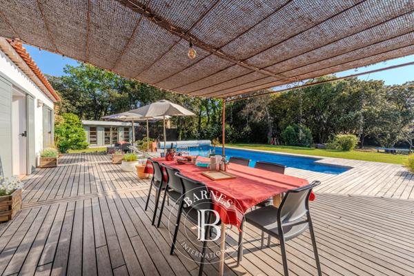 Aix-en-Provence, Propriété 6 Chambres -  235 m² à vendre