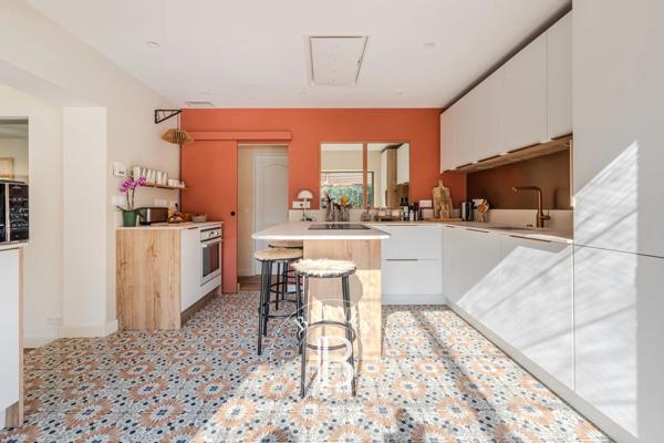 Aix-en-Provence, Propriété 6 Chambres -  235 m² à vendre