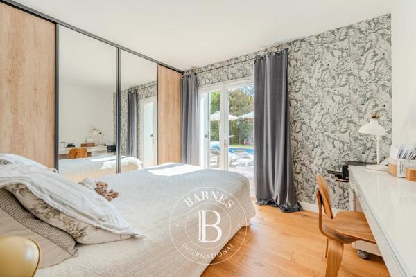 Aix-en-Provence, Propriété 6 Chambres -  235 m² à vendre