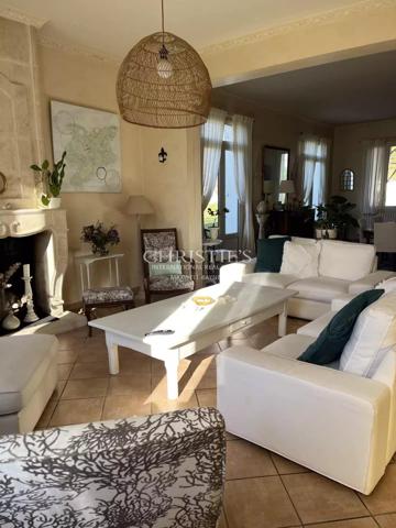 Charmante maison de maître au style girondine, proche de Libourne