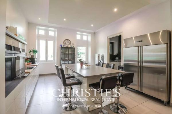 Propriété exceptionnelle avec jardin, idéalement située près de Bazas