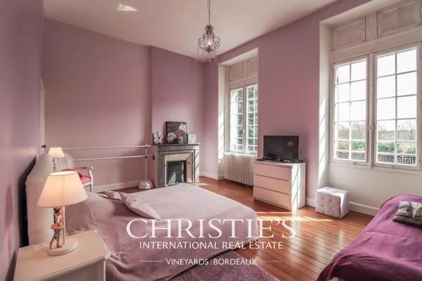 Propriété exceptionnelle avec jardin, idéalement située près de Bazas