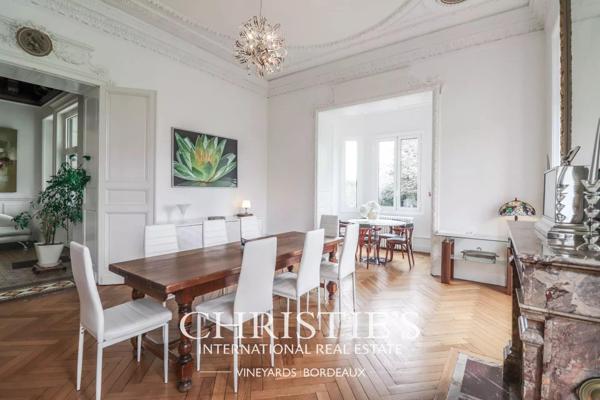 Propriété exceptionnelle avec jardin, idéalement située près de Bazas