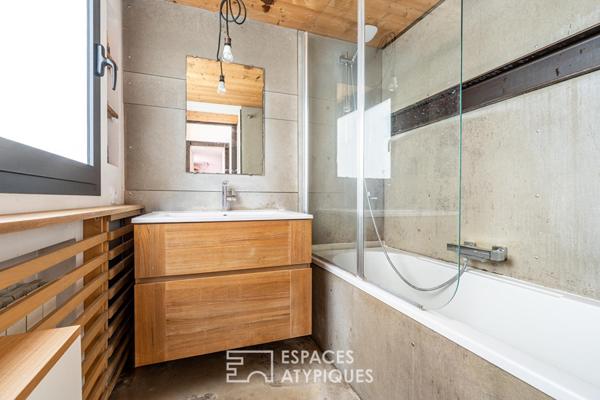 Appartement esprit loft avec terrasse