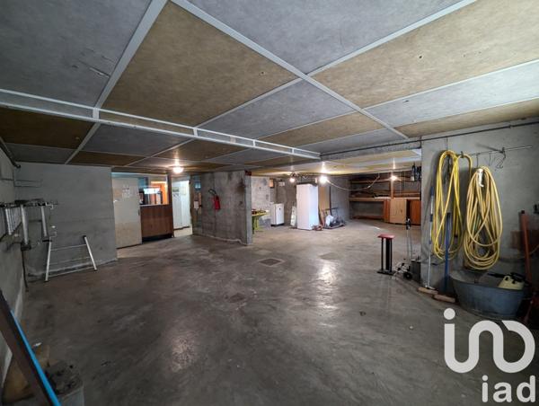 Maison traditionnelle 5 pièces de 130 m² à Pau (64000)