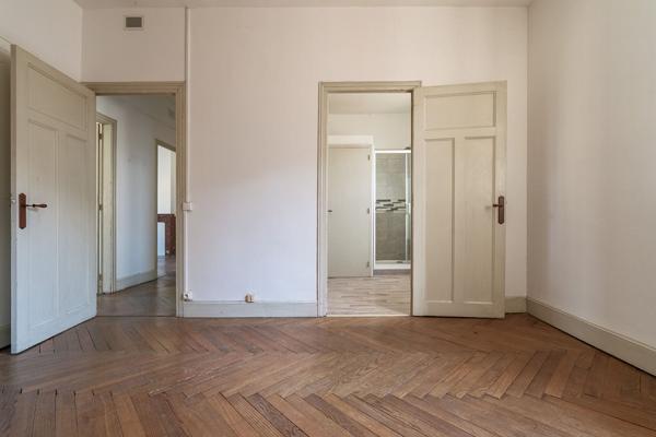 CARCASSONNE – GAMBETTA Appartement T3 70m² traversant avec vue Cité à deux pas du square Gambetta