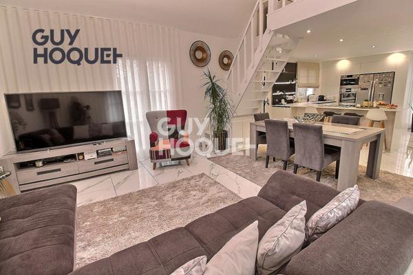 Maison de ville 4 pièces 3 chambres + terrasse + box