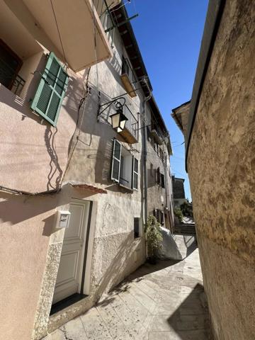 Vente Maison de village 4 pièces 80 m2 à Contes