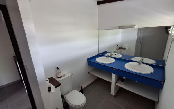 Appartement à vendre    4 pièces • 76,56 m2 Remire-Montjoly