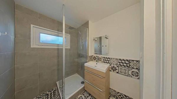 Appartement 2 pièces                                        - 42000 Saint-Étienne Réf : 12784