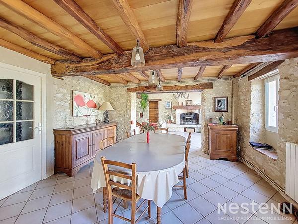 A Vendre Maison en pierre rénovée de 175 m² avec jardin et garage dans un hameau de Condom
