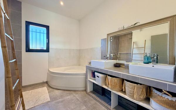 Maison à vendre    4 pièces •  Saint-Mathieu-de-Tréviers