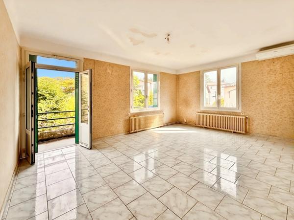 🏡 Maison familiale avec jardin, annexe et fort potentiel – 140 m² habitables sur 439 m² de parcelle