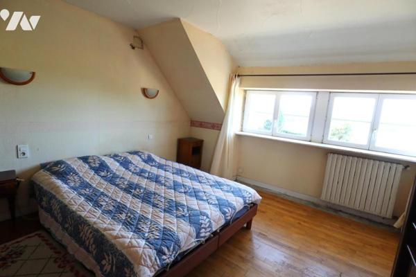 Un corps de ferme avec des dépendances - Pluguffan